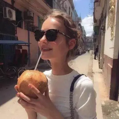 inscription c2dca1718cc68053abec24f0d8eae5ccd51a58d58fbbdfd31692bd9ffe0bbbf4i0