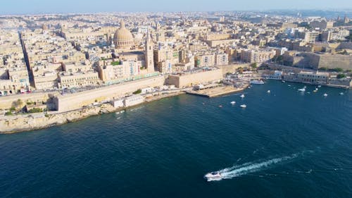 inscription ed268081d2a440629fd108e07ff1765a591167bb579e396412b2a5ce8dbdb4a3i0